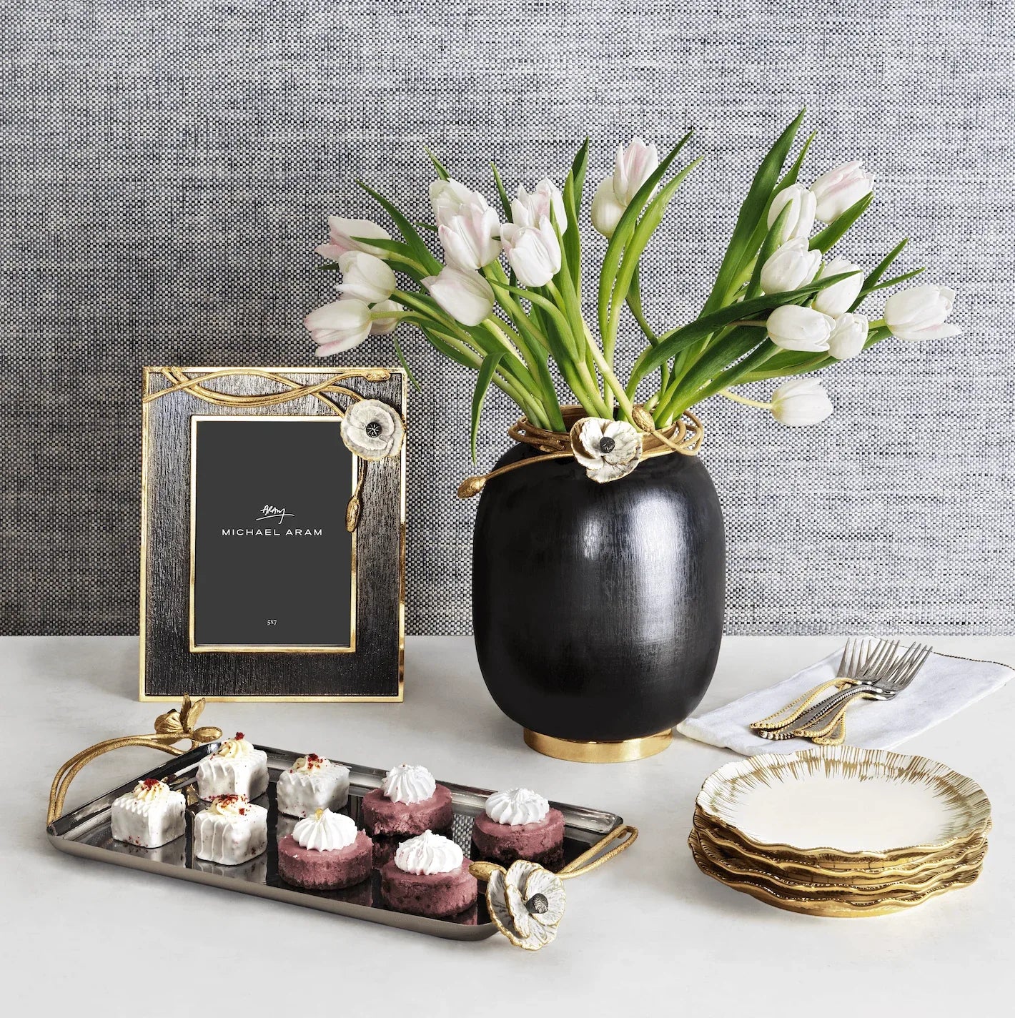 Anemone Tidbit Plate Set - Image 4