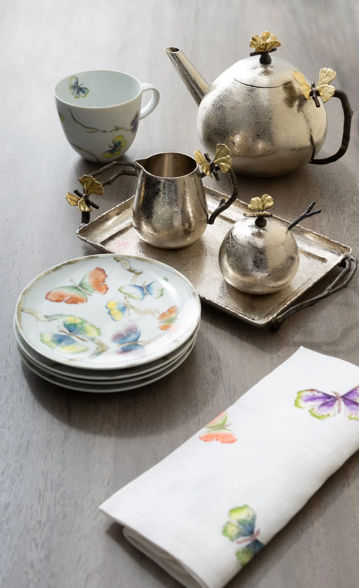 Butterfly Ginkgo Round Teapot - Image 6