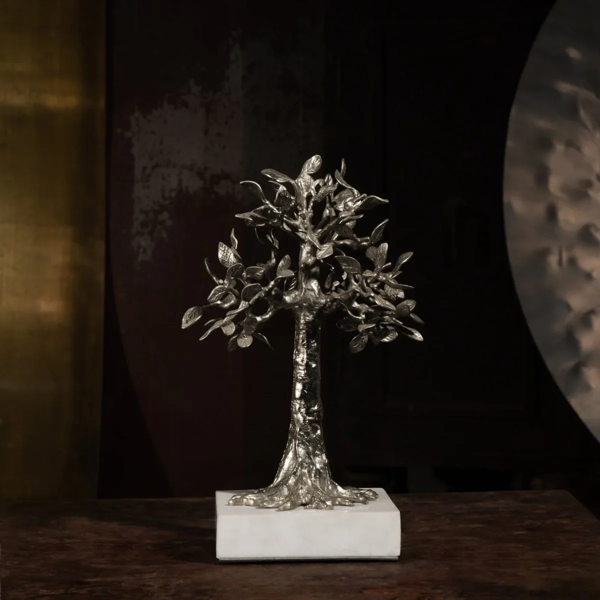 Foliated Cross Sculpture - Image 4