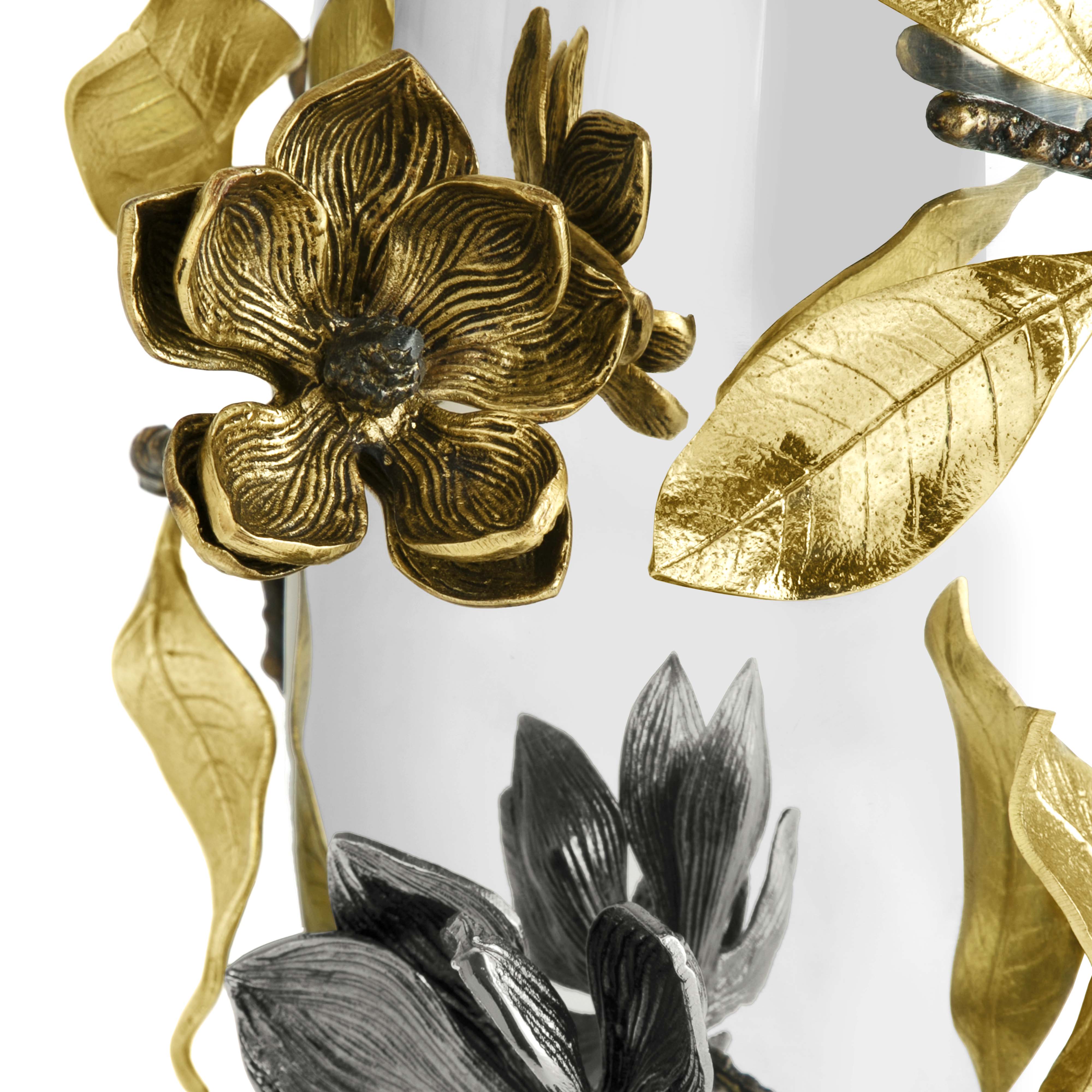 Vintage Bloom Centerpiece Vase - Image 11
